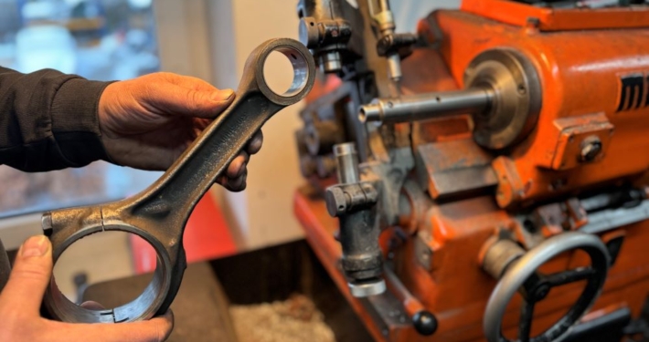 Pleuelstange bearbeiten - Buchheister Oppelt